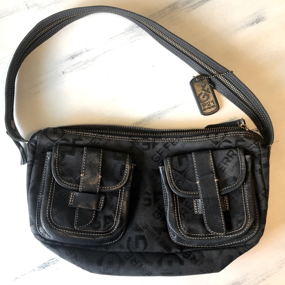Gianfranco Ferré’s line - GF Ferré purse